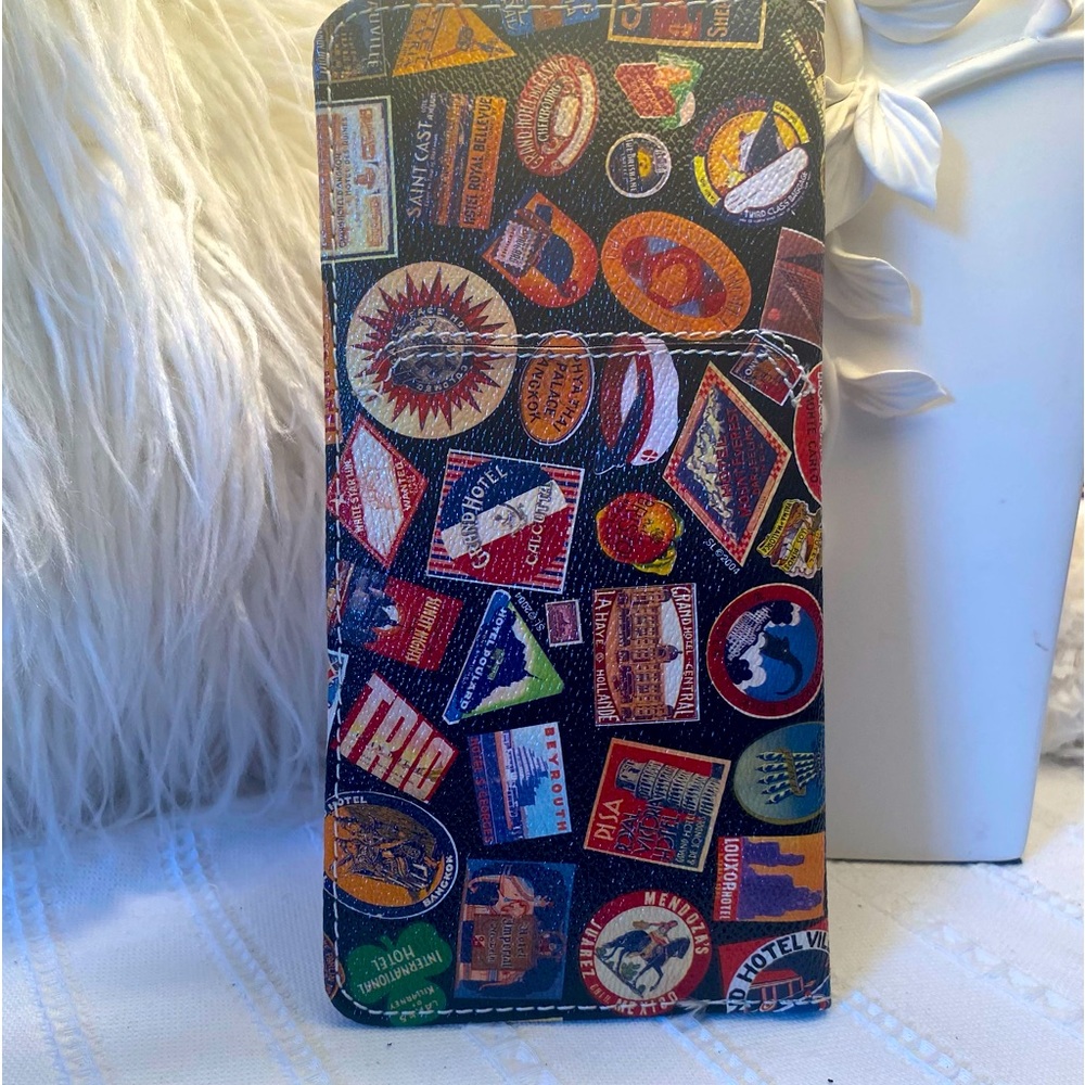Sydney Love Travel Passport Wallet EUC